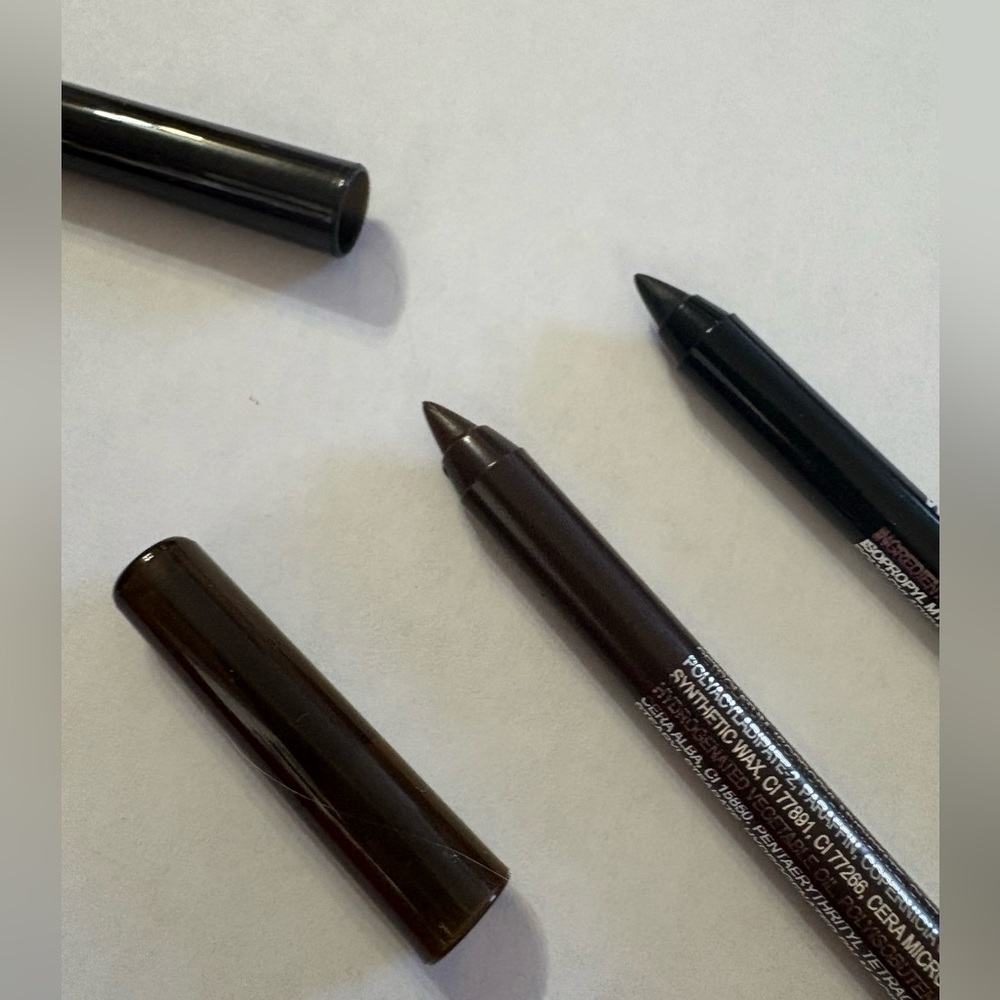 Lipliner & eyeliner combo pencils new
Waterproof black  and brown